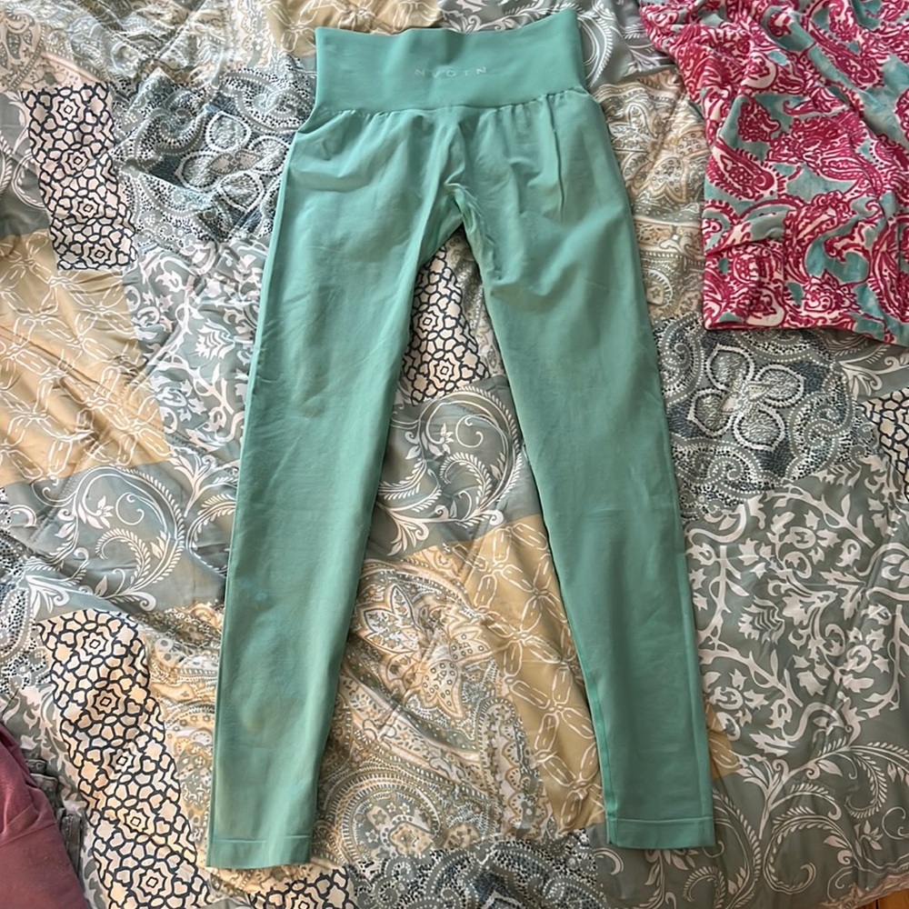 NVGTN leggings